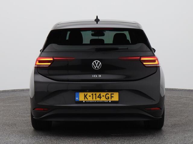 Volkswagen ID.3 First 58 kWh | ADAPTIVE | STOEL- EN STUURVERW. | TREKHAAK