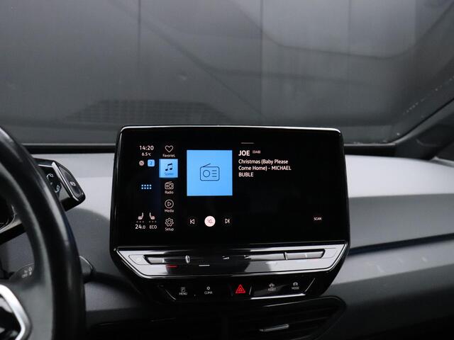 Volkswagen ID.3 First 58 kWh | PDC | CRUISE | NAVI | APPLE CARPLAY | STOEL/STUURVERW. |