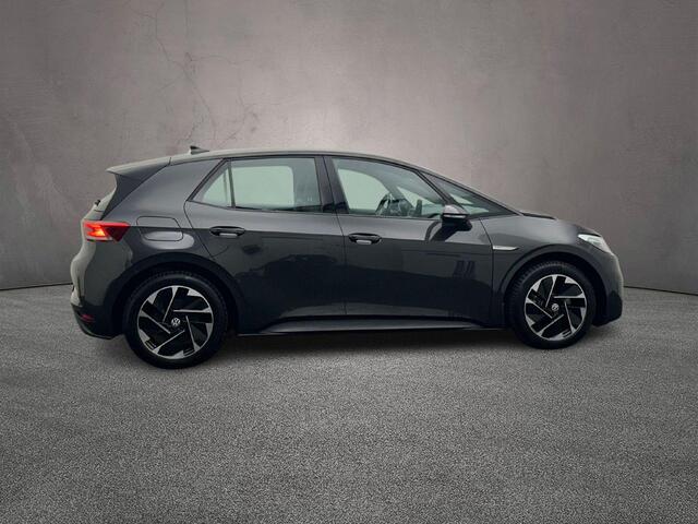 Volkswagen ID.3 Pro 204pk Automaat Warmtepomp, Adaptive cruise control, Navigatie, Stuurwiel verwarmd, Parkeersensoren, Stoelverwarming, LED koplampen, App connect