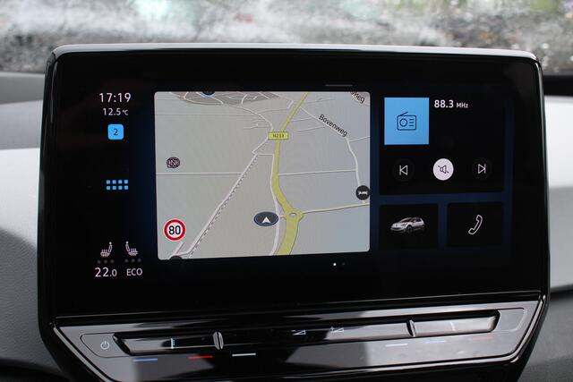 Volkswagen ID.3 First Max 58 kWh / Full option! / Panoramadak / Camera / Head-up / Keyless / 20'' / ACC / Dodehoek / Elektr. stoelen / Massage / Navigatie / Stuurverwarming