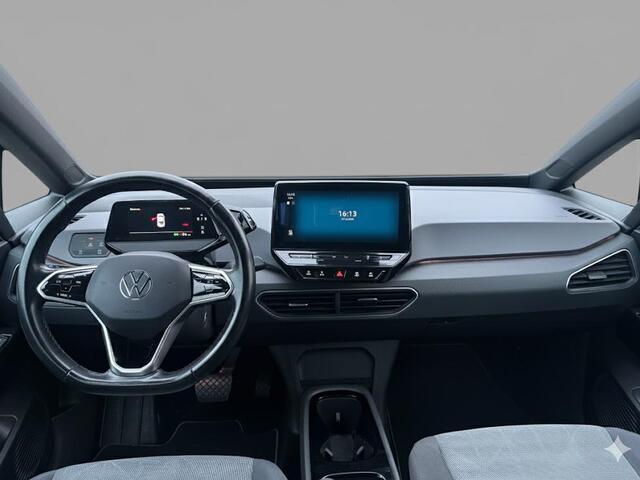 Volkswagen ID.3 Life 58 kWh 204PK | Parkeersensoren voor + achter | Sfeerverlichting | Navigatie | Stoelverwarming