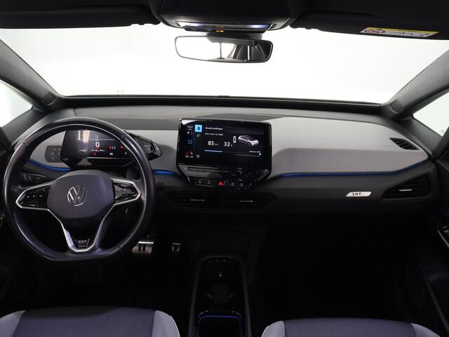 Volkswagen ID.3 First Plus 58 kWh ACCU 89%! BIJNA 2021 . STUUR & STOEL VERWARMING . PARKEERSENSOREN VOOR/ACHTER .