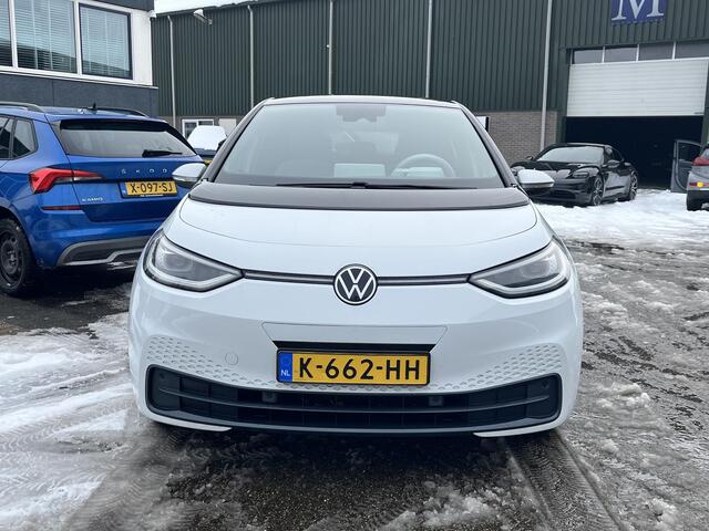 Volkswagen ID.3 First Plus 58 kWh SOH:89% STOEL + STUUR VERWARMING | CAMERA | KEYLESS | ORGINEEL NL AUTO / NAP RIJKLAARPRIJS INCL. 12MND BOVAG GARANTIE