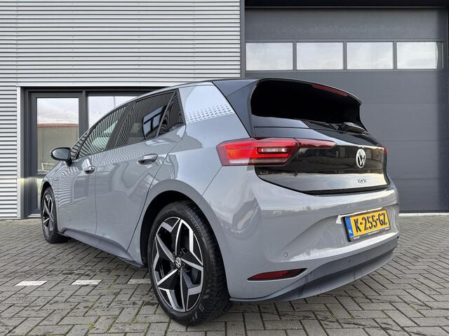 Volkswagen ID.3 First Plus 58 kWh ?SOH 93% ?Rijklaarprijs ?Matrix LED ?Full LED ?Alcantara ?Sfeerverlichting ?Navigatie ?Camera ?Lichtmetaal 19" ?Parkeersensoren