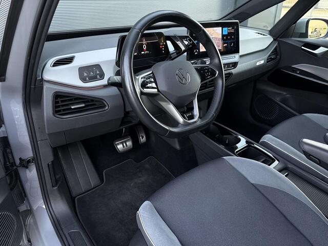 Volkswagen ID.3 First Plus 58 kWh ?SOH 93% ?Rijklaarprijs ?Matrix LED ?Full LED ?Alcantara ?Sfeerverlichting ?Navigatie ?Camera ?Lichtmetaal 19" ?Parkeersensoren
