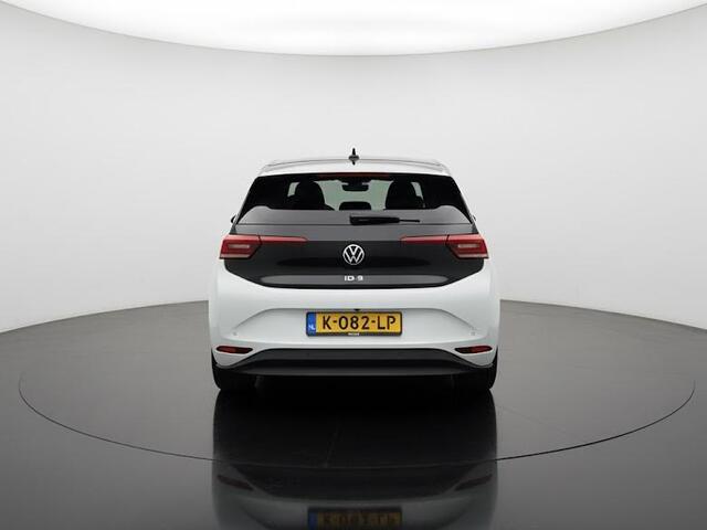 Volkswagen ID.3 First Max 58 kWh Head Up display | Massagestoel | Panoramadak | Navigatie | Clima