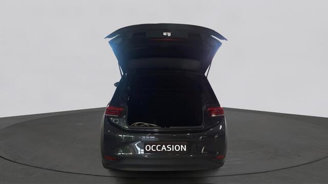 Volkswagen ID.3 45 kWh | App Connect | Navigatie | 18" lichtmetalen velgen | Privacy Glass | 10