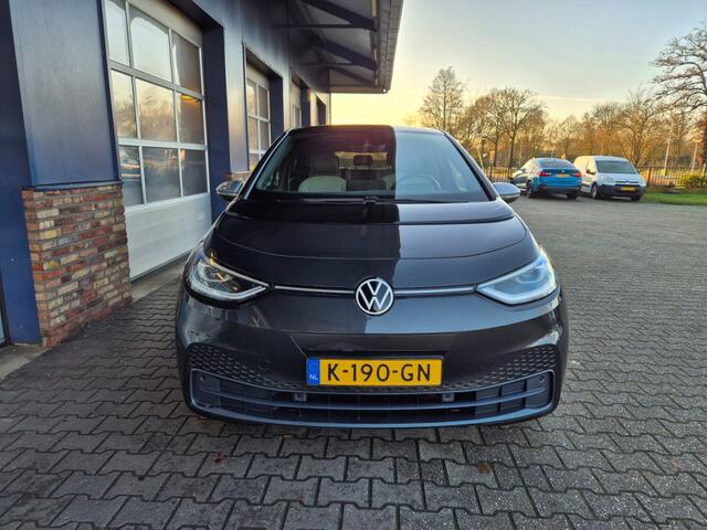 Volkswagen ID.3 FIRST PLUS 58 KWH, BTW auto, 204pk, Stoelverwarming, Camera, ALL IN PRIJS!