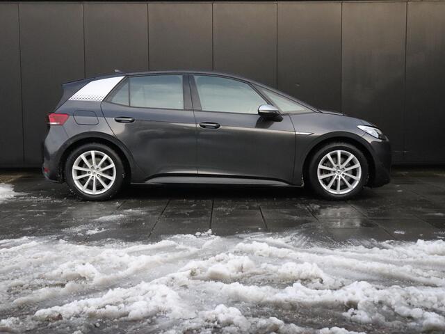 Volkswagen ID.3 First 58 kWh | PDC | CRUISE | NAVI | APPLE CARPLAY | STOEL/STUURVERW. |