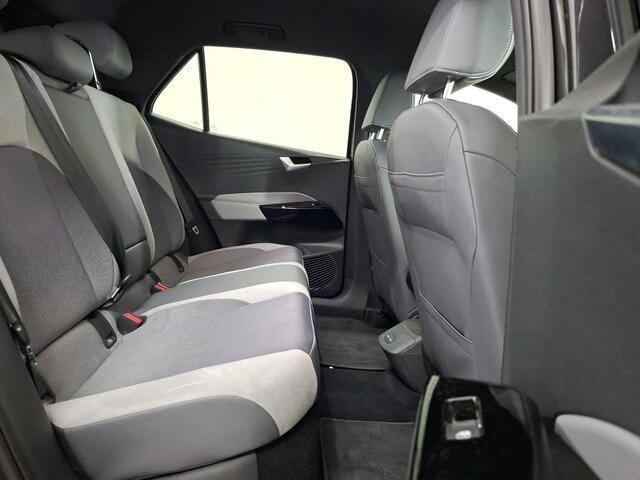 Volkswagen ID.3 First Plus 58 kWh / LED / Navigatie / Achteruitrij camera / 19'' LMV