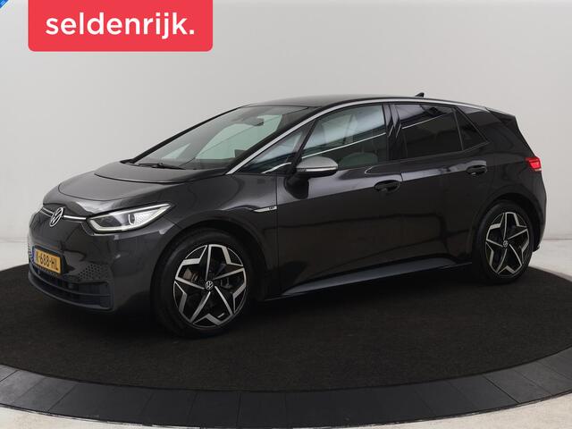 Volkswagen ID.3 First Plus 58 kWh | Stoel & stuurverwarming | Camera | Adaptive cruise | Sfeerverlichting | Carplay | Navigatie | Matrix LED | Parkeerhulp | Sfeerverlichting | Climate control