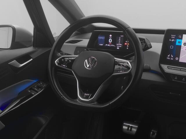 Volkswagen ID.3 First Plus 58 kWh | CAMERA | ADAPTIVE | KEYLESS | STOEL- EN STUURVERW.