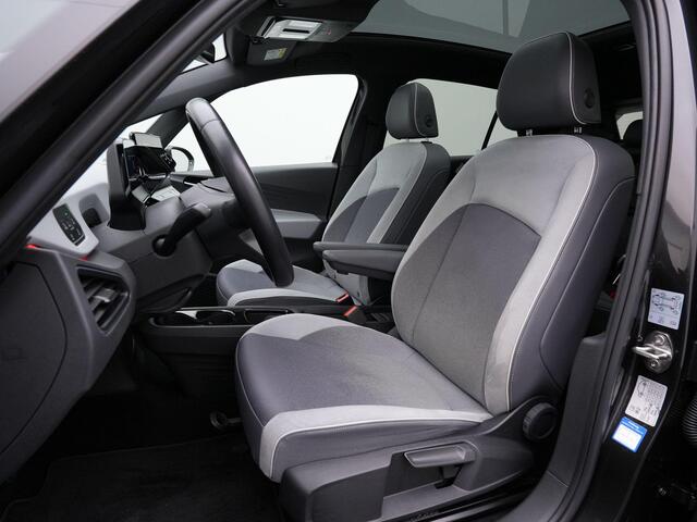 Volkswagen ID.3 Pro 58 kWh 204 pk | Panoramadak | IQ Light | Achteruitrijcamera | Stoelverwarming | Adaptive Cruise