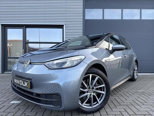 Volkswagen ID.3 Life 58 kWh ?SOH 92% ?Full LED ?Sfeerverlichting ?Navigatie ?Trekhaak ?Lichtmetaal 18" ?Parkeersensoren