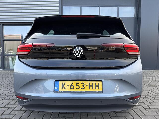 Volkswagen ID.3 Life 58 kWh ?SOH 92% ?Full LED ?Sfeerverlichting ?Navigatie ?Trekhaak ?Lichtmetaal 18" ?Parkeersensoren