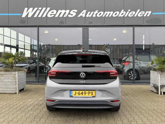Volkswagen ID.3 First Plus 58 kWh SOH 92% Stoelverwarming, App-Connect, Camera & Adaptieve Cruise
