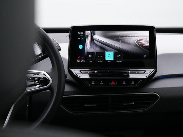 Volkswagen ID.3 Pro 58 kWh 204 pk | Panoramadak | IQ Light | Achteruitrijcamera | Stoelverwarming | Adaptive Cruise