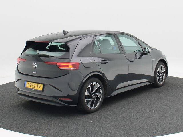 Volkswagen ID.3 First 58 kWh 204 Pk | Trekhaak Afneembaar | Adaptive Cruise | Virtual Cockpit | Stoelverwarming | LED | CarPlay | 18 Inch