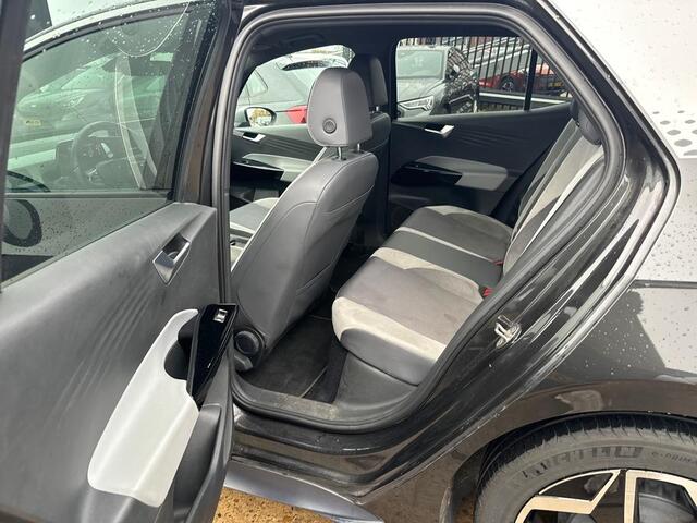 Volkswagen ID.3 First Plus 58 kWh | IQ-Light | Camera | Carplay |