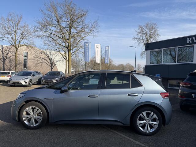 Volkswagen ID.3 Business 58 kWh ORIGINEEL NL / NAP | STOEL- & STUURVERWARMING | ADAPTIEVE CRUISE | CAMERA | MATRIX LED | RIJKLAAR MET 12 MND BOVAG
