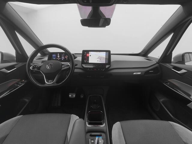 Volkswagen ID.3 First Plus 58 kWh | CAMERA | ADAPTIVE | STOEL- EN STUURVERW.