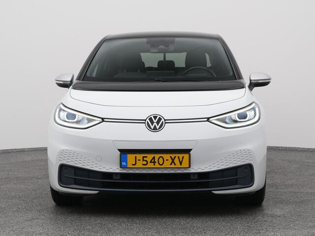 Volkswagen ID.3 First Plus 58 kWh | CAMERA | ADAPTIVE | STOEL- EN STUURVERW.