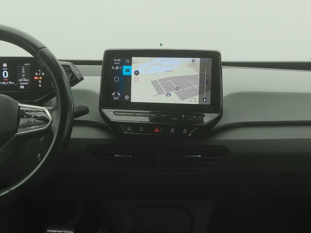 Volkswagen ID.3 First Plus 58 kWh | CAMERA | ADAPTIVE | KEYLESS | LEDER | STOEL- EN STUURVERW.