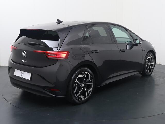 Volkswagen ID.3 First Plus 58 kWh | 204 PK | SoH 91% | Panoramadak | Matrix LED koplampen | Voorstoelen verwarmd | 19"LM velgen |