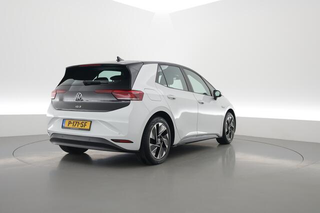 Volkswagen ID.3 Pro 58 kWh | Navi | Adapt. Cruise | Stoel- Stuurverw. | PDC V+A | Apple CarPlay |