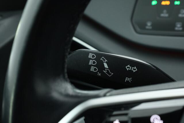 Volkswagen ID.3 Pro 58 kWh | Navi | Adapt. Cruise | Stoel- Stuurverw. | PDC V+A | Apple CarPlay |