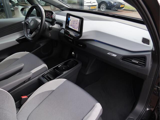 Volkswagen ID.3 First Plus 58 kWh | Keyless | Camera | Led | 19 inch |
