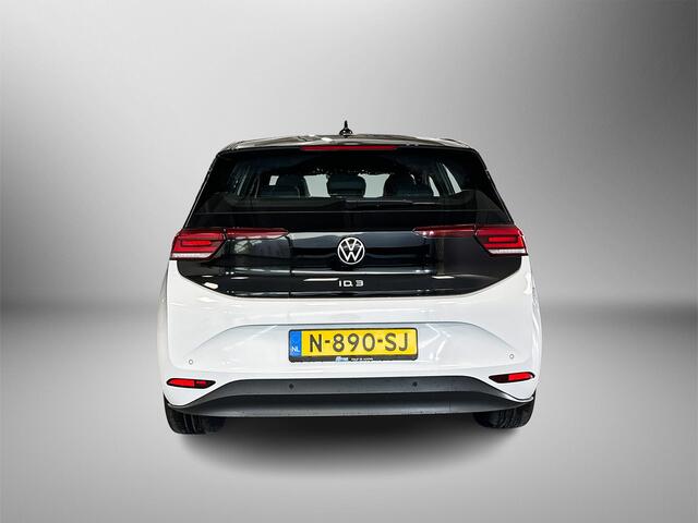 Volkswagen ID.3 Pure 45 kWh 150pk Warmtepomp | 'App-Connect' draadloze smartphone integratie | Adaptive Cruise Control