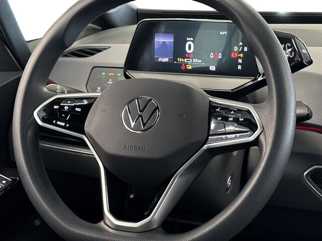 Volkswagen ID.3 Pure 45 kWh 150pk Warmtepomp | 'App-Connect' draadloze smartphone integratie | Adaptive Cruise Control