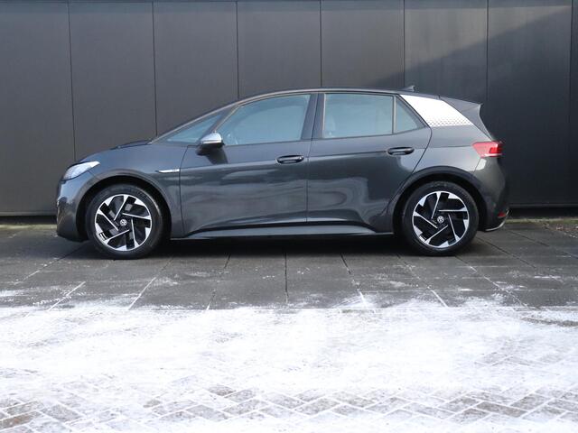 Volkswagen ID.3 First 58 kWh | PDC | CRUISE | NAVI | APPLE CARPLAY | STOEL/STUURVERW. |