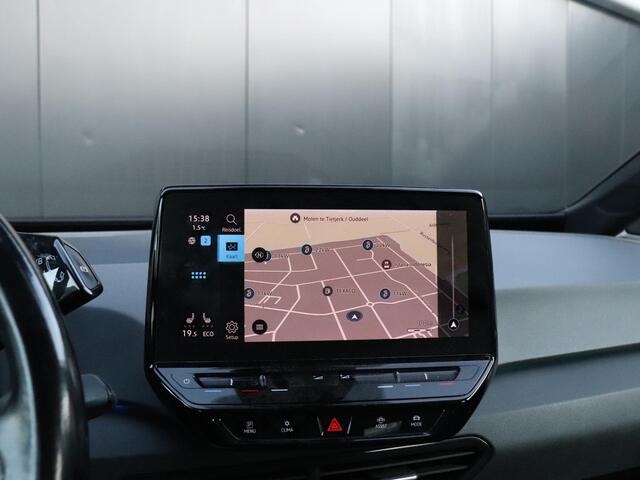 Volkswagen ID.3 First 58 kWh | PDC | CRUISE | NAVI | APPLE CARPLAY | STOEL/STUURVERW. |