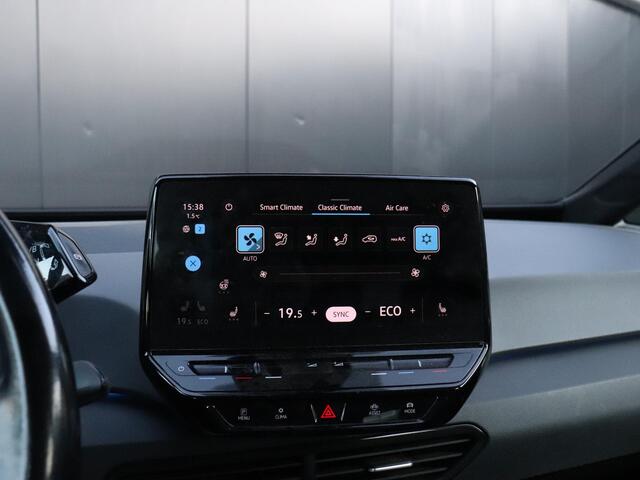 Volkswagen ID.3 First 58 kWh | PDC | CRUISE | NAVI | APPLE CARPLAY | STOEL/STUURVERW. |
