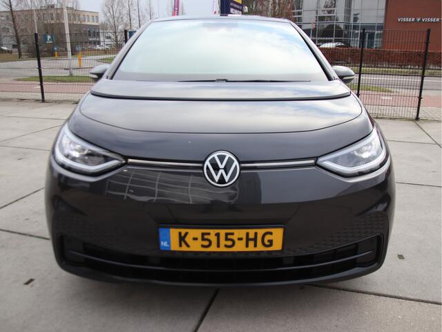 Volkswagen ID.3 First Max 58 kWh Stoel-Stuur vw, Pano, BOMVOL! 1e eig, BTW Prijspakker!