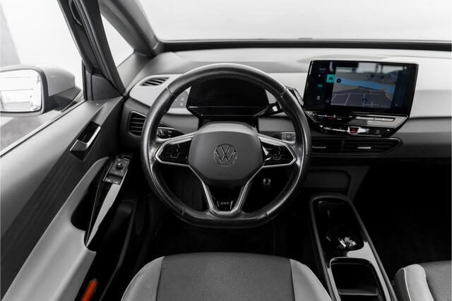 Volkswagen ID.3 First Plus 58 kWh Camera Navigatie Stoelverwarming