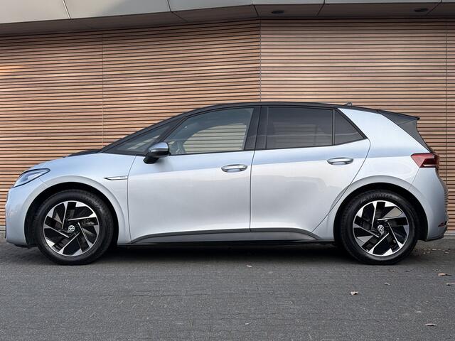 Volkswagen ID.3 Pro 58 kWh Camera / SOH 94% / Stoel en Stuur verwarming / LED / Draaghaak / Navi / Carplay