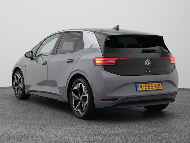 Volkswagen ID.3 First Plus 58 kWh | CAMERA | ADAPTIVE | STOEL- EN STUURVERW.