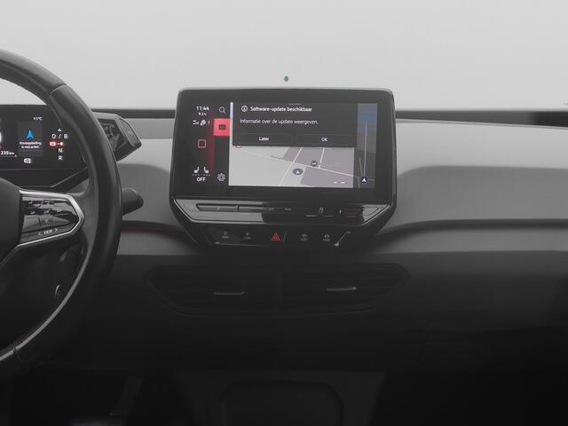 Volkswagen ID.3 First Plus 58 kWh | CAMERA | ADAPTIVE | STOEL- EN STUURVERW.