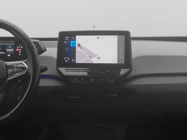 Volkswagen ID.3 First Plus 58 kWh | CAMERA | ADAPTIVE | STOEL- EN STUURVERW.