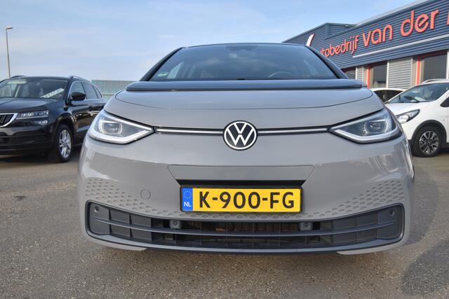 Volkswagen ID.3 First Plus 58 kWh , TREKHAAK , A UITRIJ CAM , ST+STUUR VERW , NAVI ,CR CONTR , PDC V+A ,