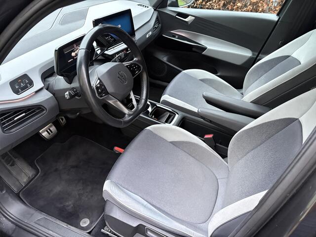 Volkswagen ID.3 First Plus 58 kWh / NAVI / INCL BTW / 142dkm! NAP!
