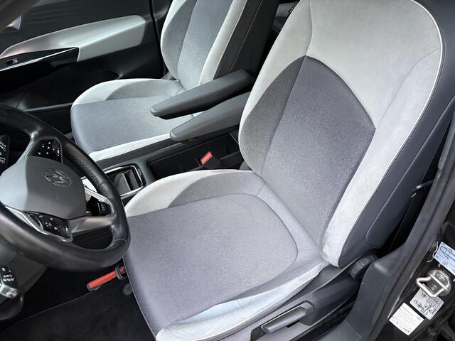 Volkswagen ID.3 First Plus 58 kWh / NAVI / INCL BTW / 142dkm! NAP!