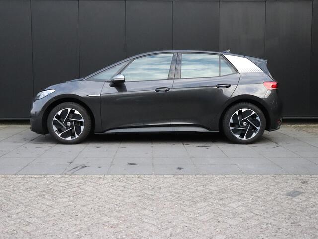 Volkswagen ID.3 First 58 kWh | PDC | CRUISE | NAVI | APPLE CARPLAY | STOEL/STUURVERW. |