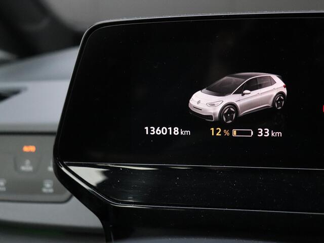 Volkswagen ID.3 First 58 kWh | PDC | CRUISE | NAVI | APPLE CARPLAY | STOEL/STUURVERW. |