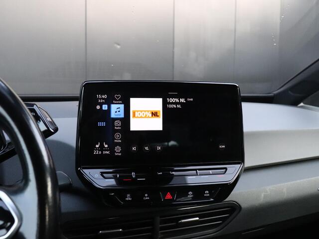 Volkswagen ID.3 First 58 kWh | PDC | CRUISE | NAVI | APPLE CARPLAY | STOEL/STUURVERW. |