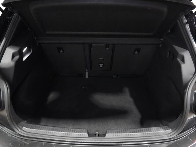 Volkswagen ID.3 First Plus 58 kWh Navigatie Camera Stoel/Stuurverwarming Carplay Acc 163