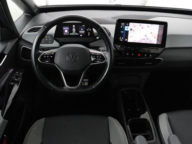 Volkswagen ID.3 Business 58 kWh | Stoel & stuurverwarming | Matrix LED | Carplay | Camera | Adaptive cruise | Keyless | Navigatie | Parkeerhulp | Bluetooth